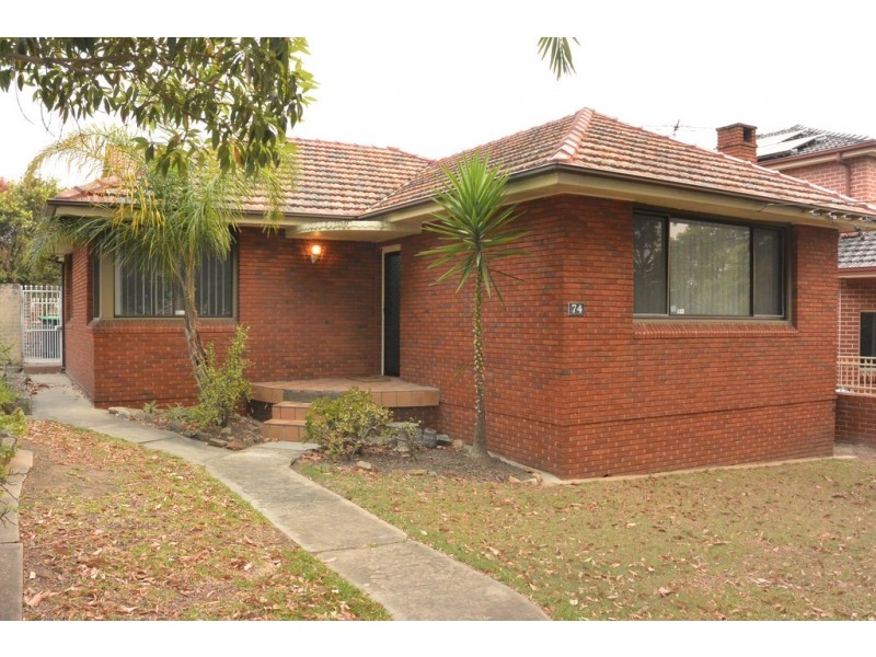 74 Brays Road, Concord NSW 2137