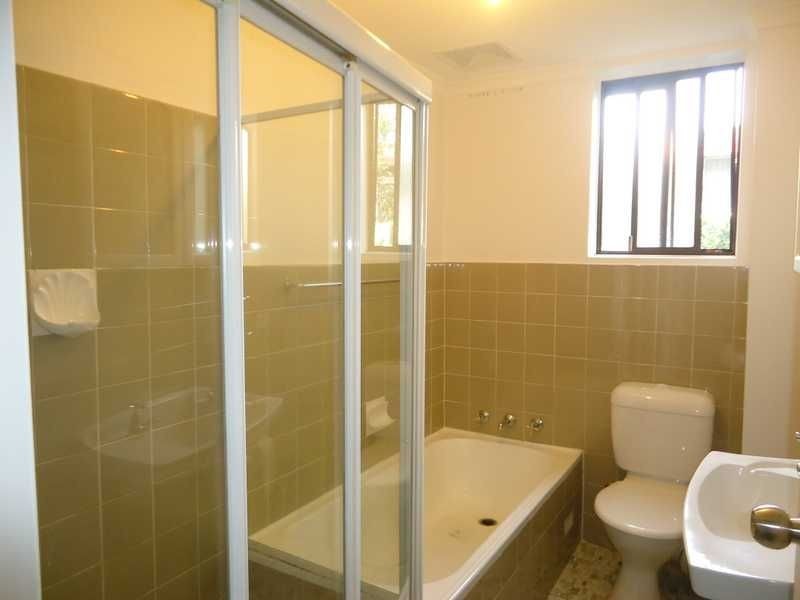 2/41 Henley Road, Homebush West NSW 2140