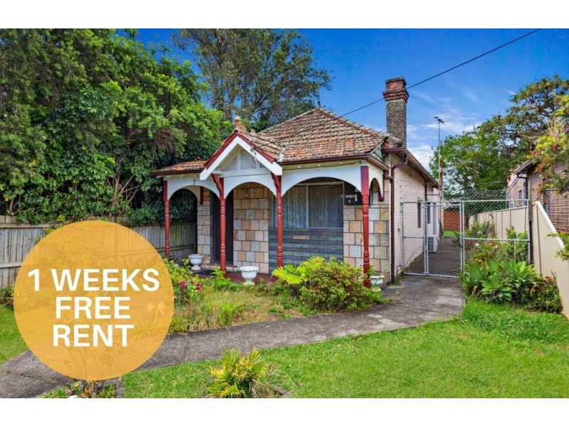 7 Loftus Crescent, Homebush NSW 2140
