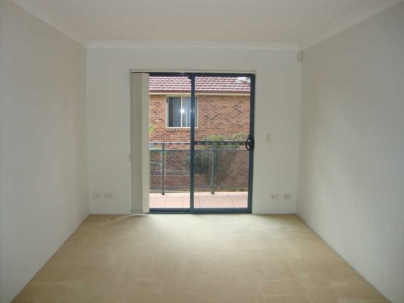 8/45 Henley Road, Homebush West NSW 2140