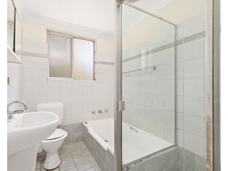 6/52 Burlington Road, Homebush NSW 2140