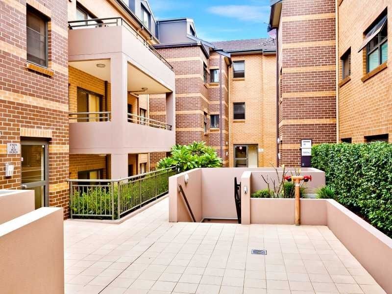 20/45 Eastbourne Road, Homebush West NSW 2140