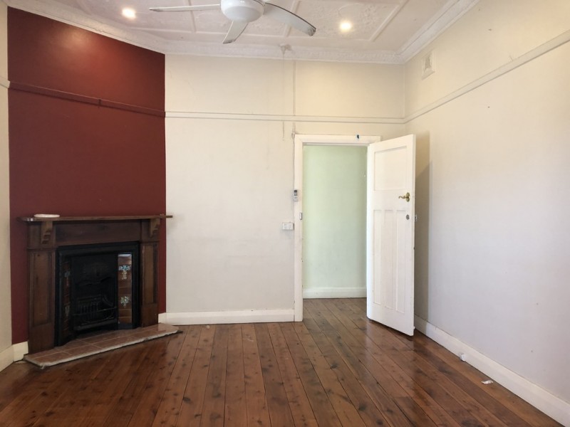 17 Loftus Cres, Homebush NSW 2140
