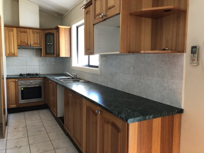 17 Loftus Cres, Homebush NSW 2140