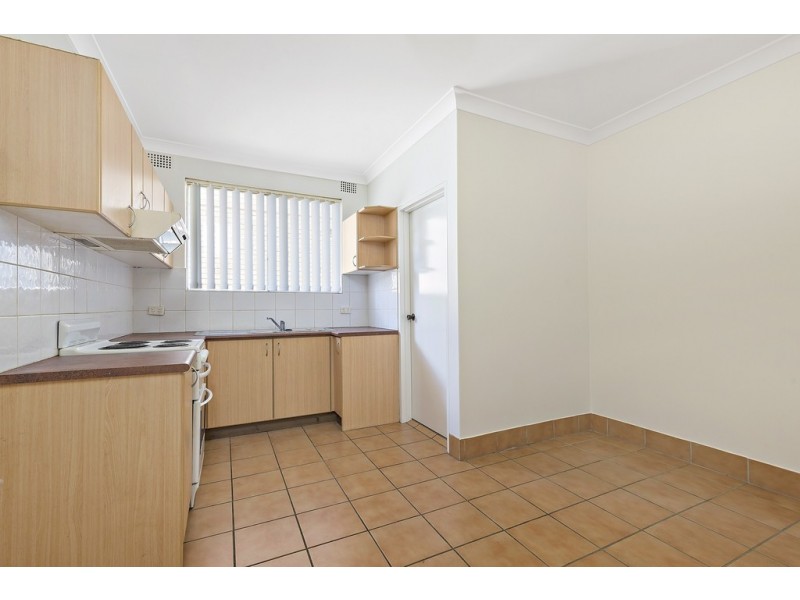 2/96 Yangoora Road, Lakemba NSW 2195