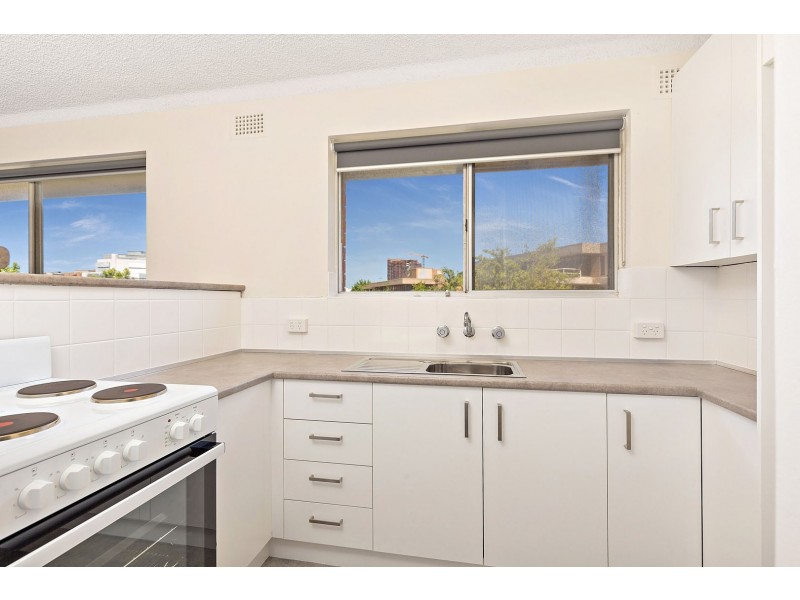 9/15 Gloucester Street, Hurstville NSW 2220