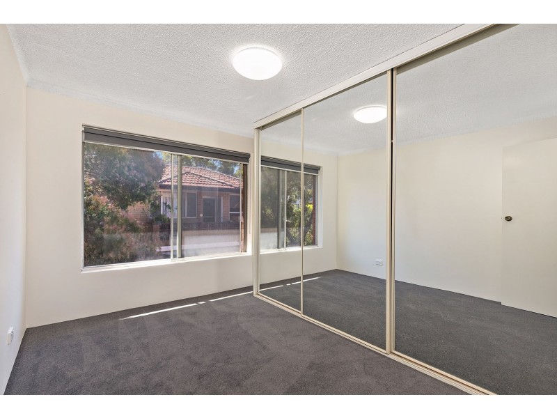 9/15 Gloucester Street, Hurstville NSW 2220