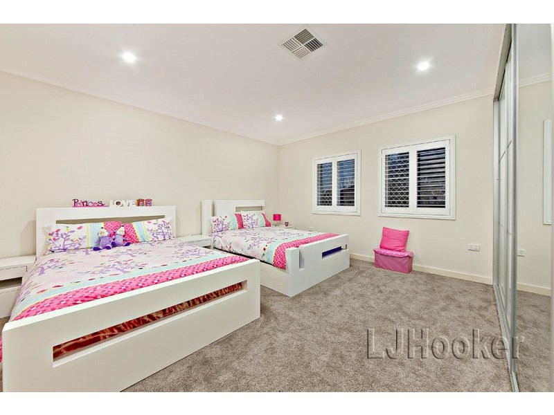 2a Keira Avenue, Greenacre NSW 2190