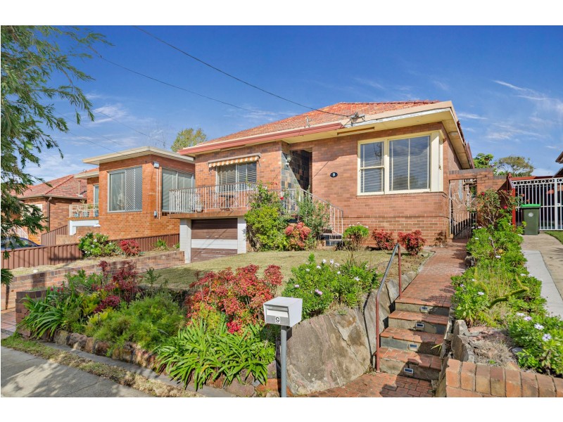 9 Alkoomie Street, Beverly Hills NSW 2209
