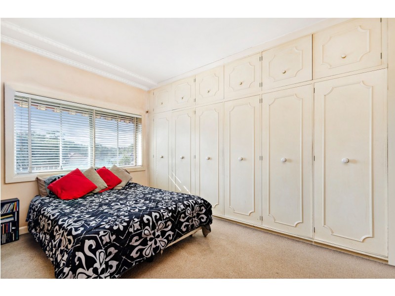 9 Alkoomie Street, Beverly Hills NSW 2209