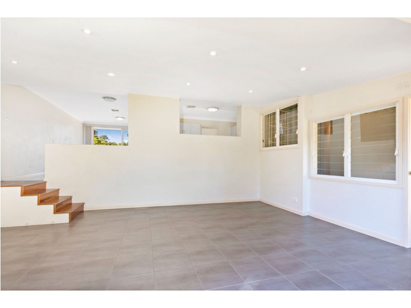 4 Bell St, Toongabbie NSW 2146