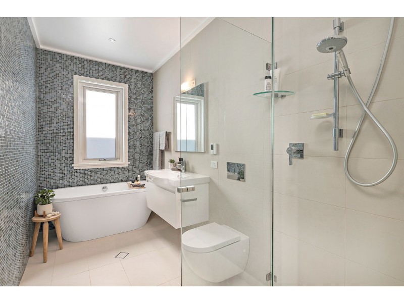 3 Rowley Road, Russell Lea NSW 2046