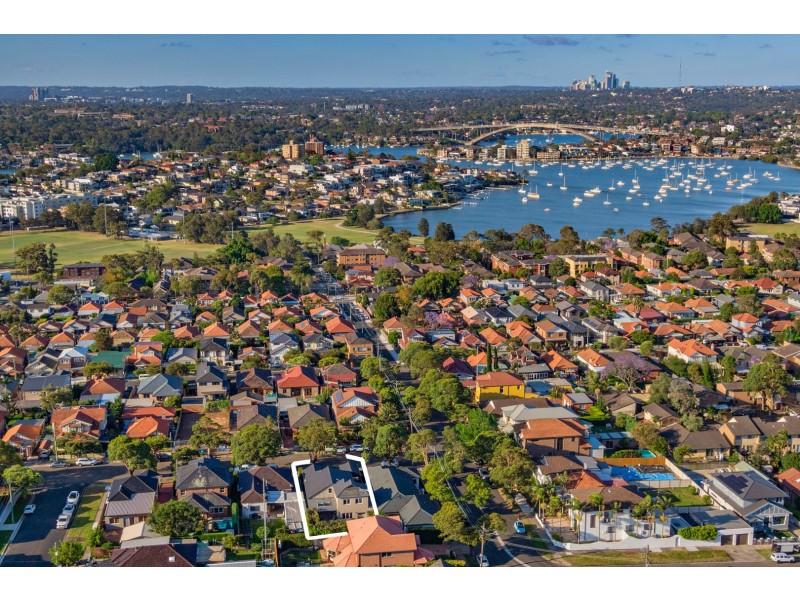 3 Rowley Road, Russell Lea NSW 2046