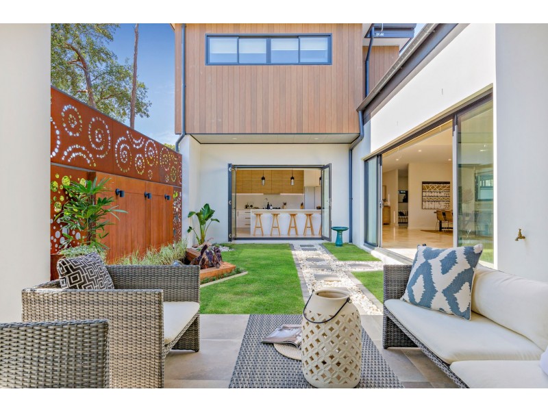 11 Tanglewood Place, West Pennant Hills NSW 2125