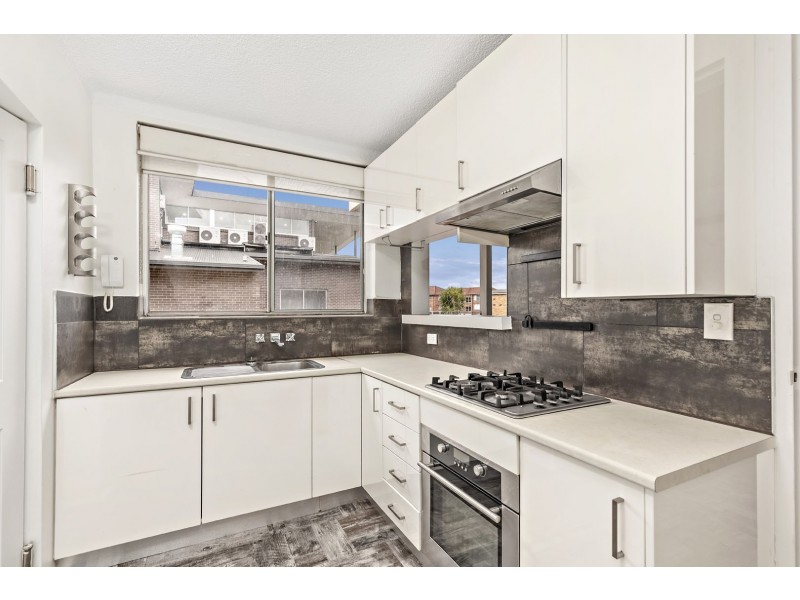 7/2 Mooney Street, Strathfield South NSW 2136