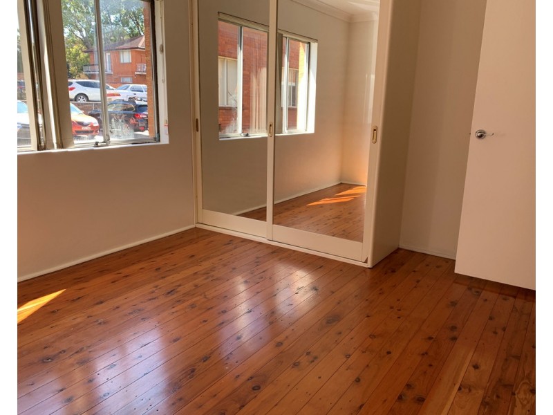 4/43 Burlington Road, Homebush NSW 2140