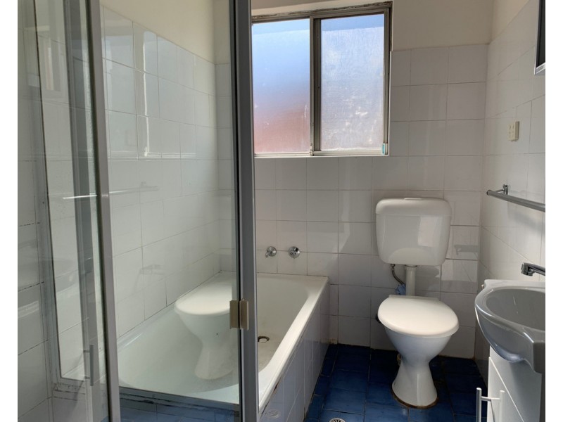 4/43 Burlington Road, Homebush NSW 2140