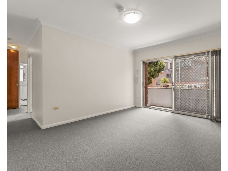 5/4 Mooney Street, Strathfield South NSW 2136