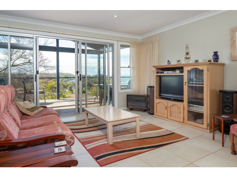 113 Tallawang Avenue, Malua Bay NSW 2536