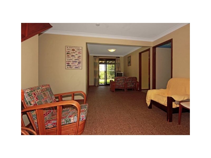 16 Endeavour Ave, Lilli Pilli NSW 2536