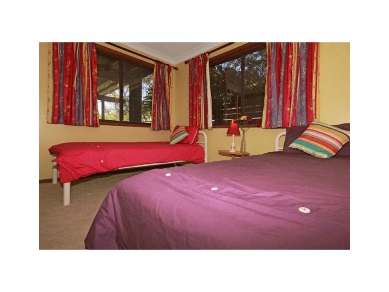 16 Endeavour Ave, Lilli Pilli NSW 2536