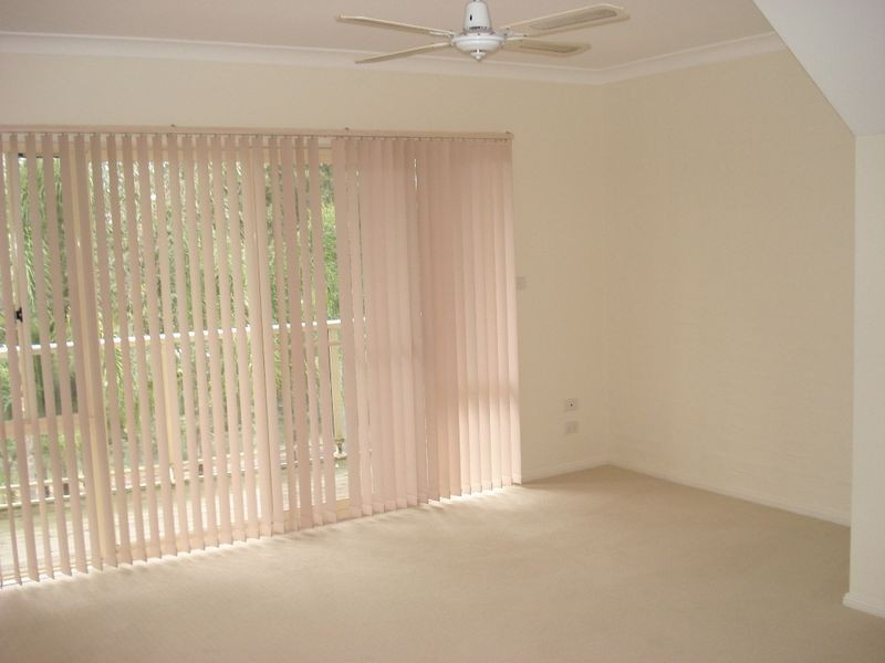 4/64 Cook Avenue, Surf Beach NSW 2536