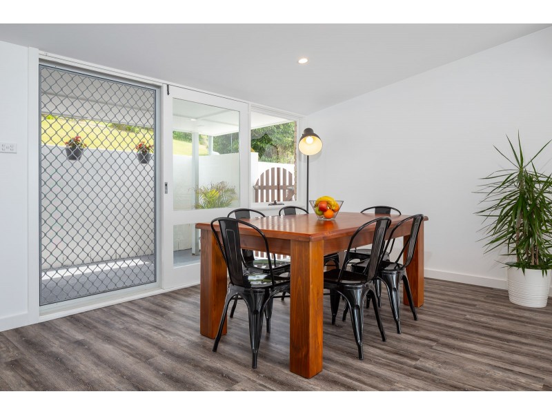 8 Nioka Avenue, Malua Bay NSW 2536