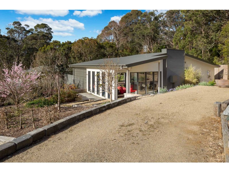 6 Tallwood Crescent, Rosedale NSW 2536