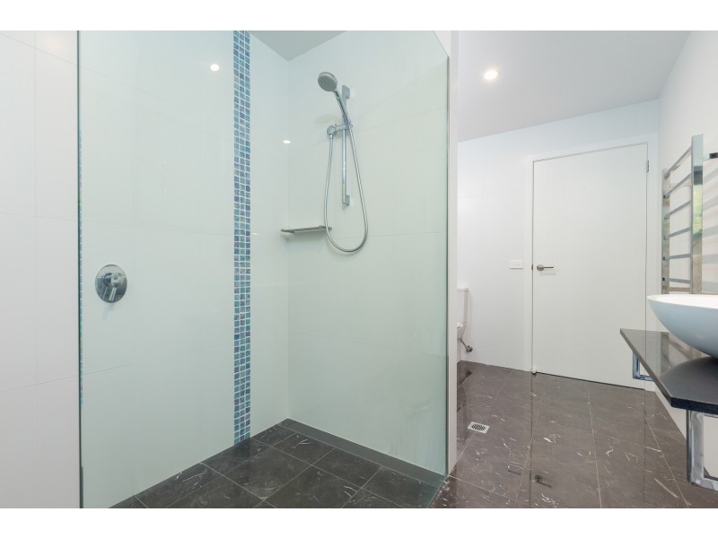 6 Tallwood Crescent, Rosedale NSW 2536