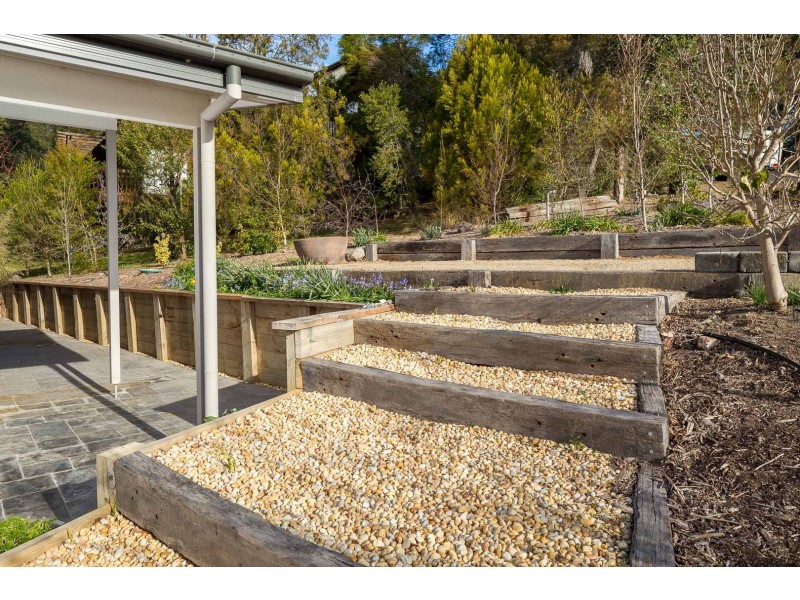 6 Tallwood Crescent, Rosedale NSW 2536