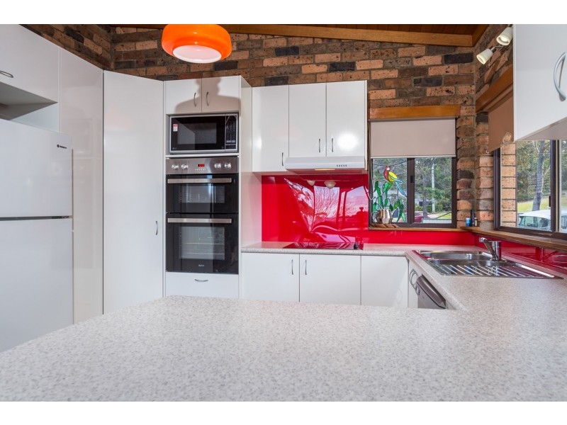 2 Baringa Crescent, Lilli Pilli NSW 2536