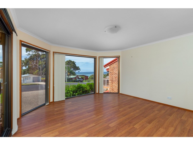 9 Nioka Avenue, Malua Bay NSW 2536