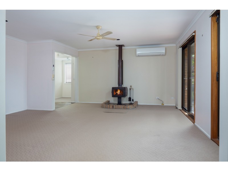 9 Nioka Avenue, Malua Bay NSW 2536
