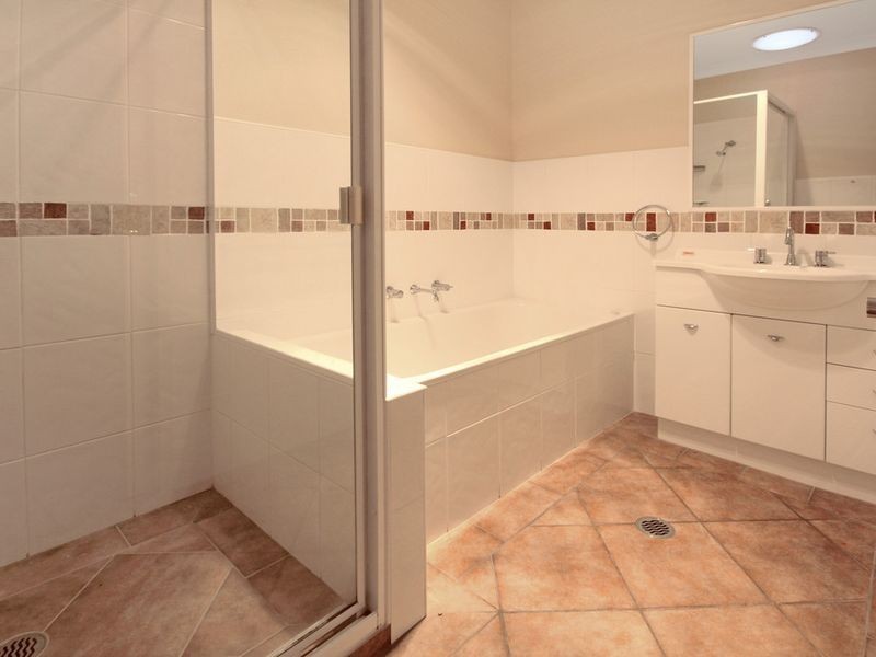 4 Nerang Place, Malua Bay NSW 2536