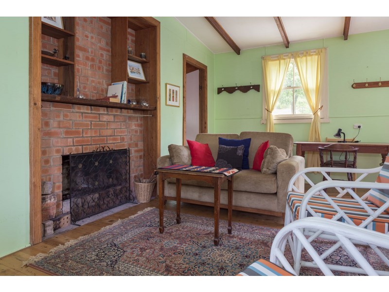 8 Miller Avenue, Rosedale NSW 2536