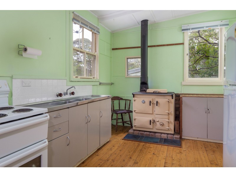 8 Miller Avenue, Rosedale NSW 2536