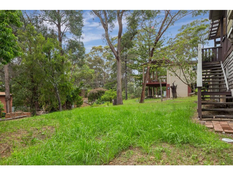 8 Miller Avenue, Rosedale NSW 2536