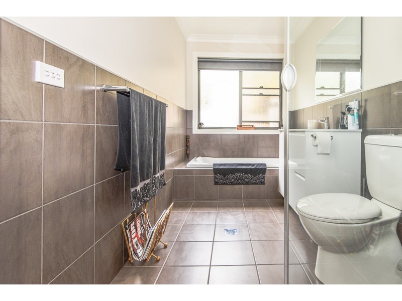 2 Balook Crescent, Malua Bay NSW 2536