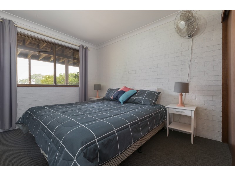 10 Waroo Crescent, Malua Bay NSW 2536