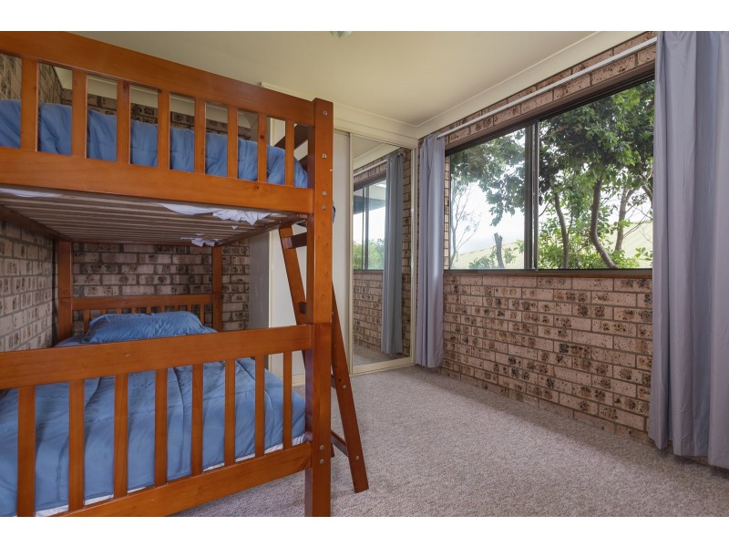 10 Waroo Crescent, Malua Bay NSW 2536