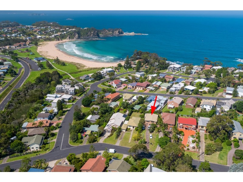 10 Waroo Crescent, Malua Bay NSW 2536