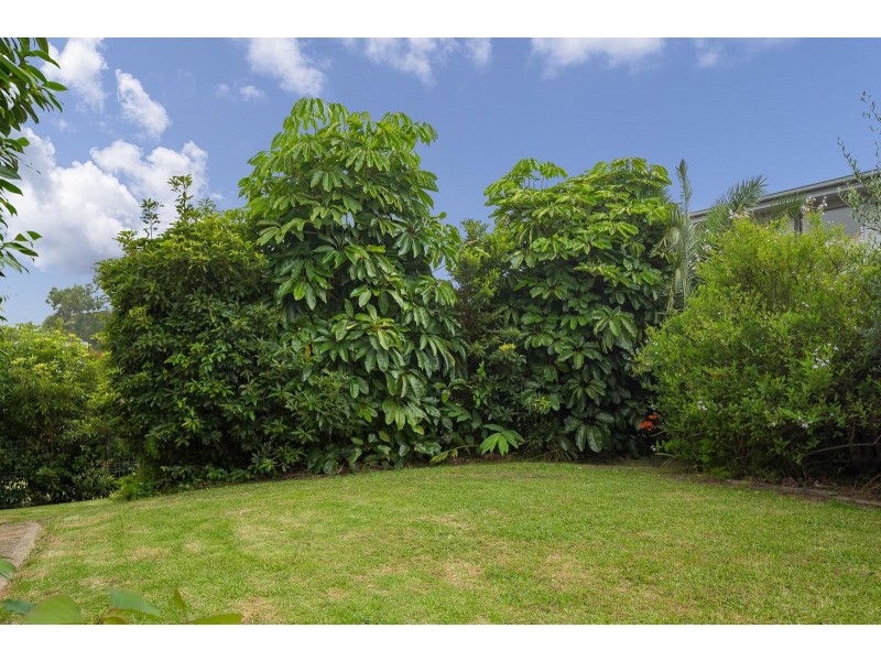 10 Waroo Crescent, Malua Bay NSW 2536