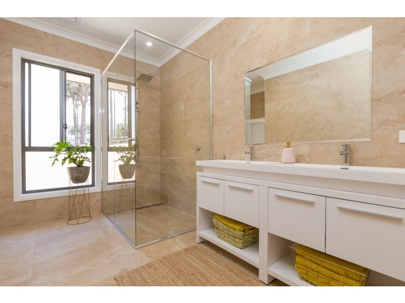 42 Barrakee Drive, Long Beach NSW 2536