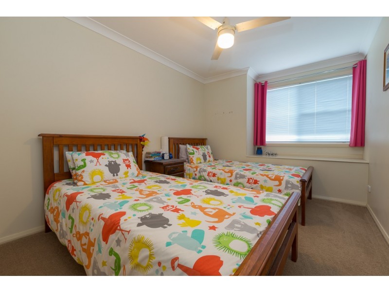 19B Johnson Place, Surf Beach NSW 2536