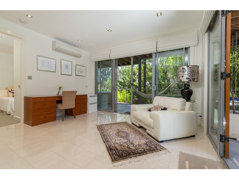 17 Waroo Crescent, Malua Bay NSW 2536