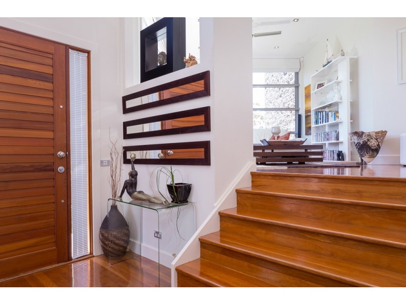 17 Waroo Crescent, Malua Bay NSW 2536