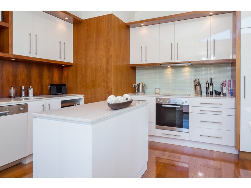 17 Waroo Crescent, Malua Bay NSW 2536