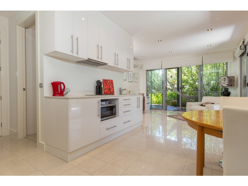 17 Waroo Crescent, Malua Bay NSW 2536