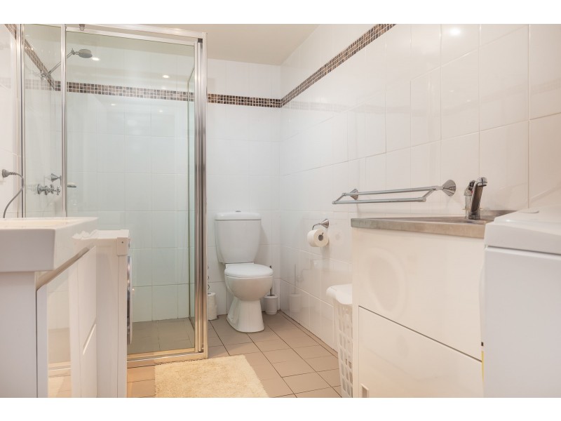 4/2162 George Bass Drive, Tomakin NSW 2537