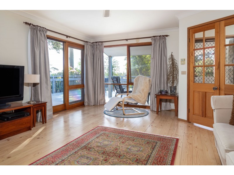 15 Endeavour Avenue, Lilli Pilli NSW 2536